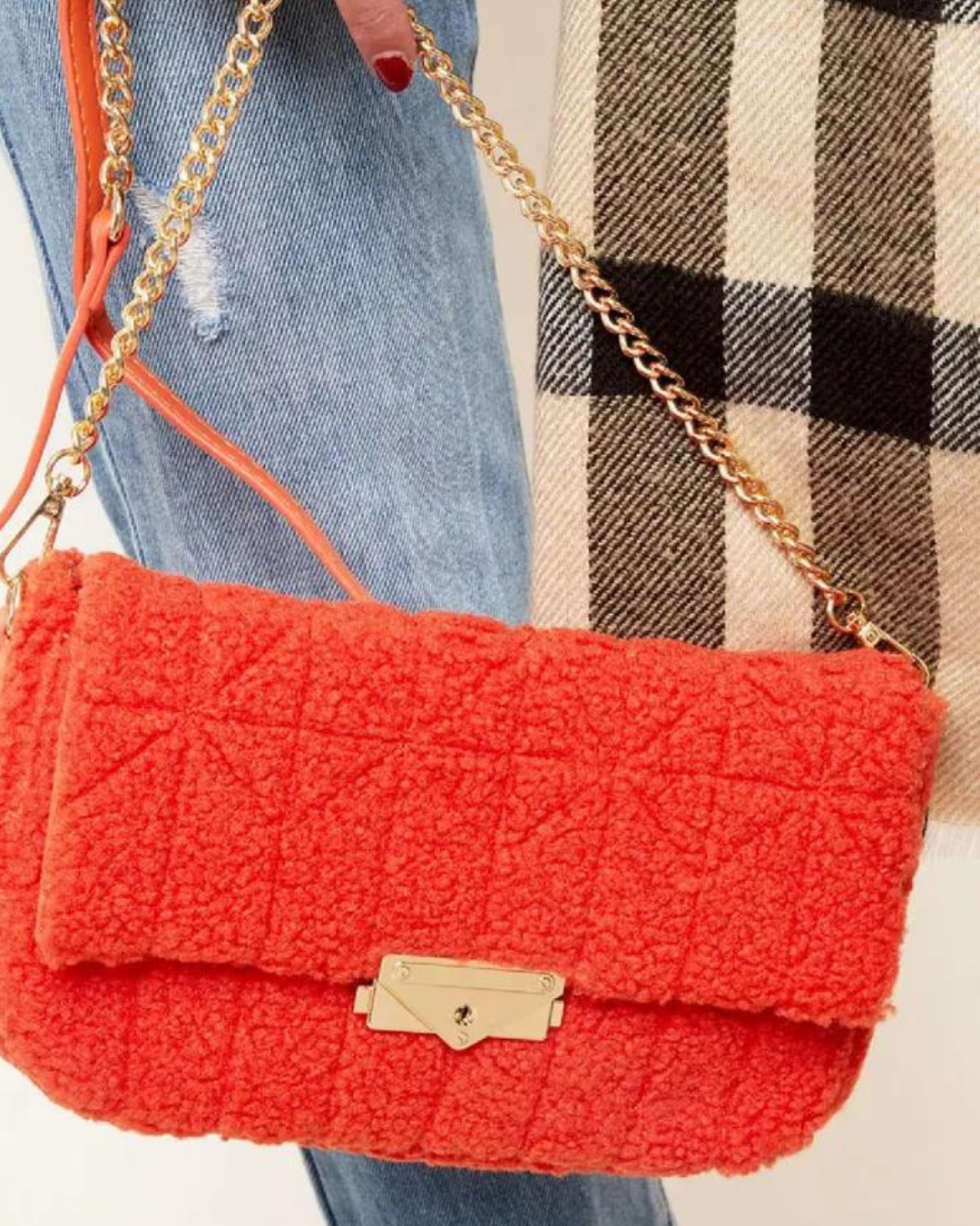 Handtas met teddy stof gestikt Off-white PU