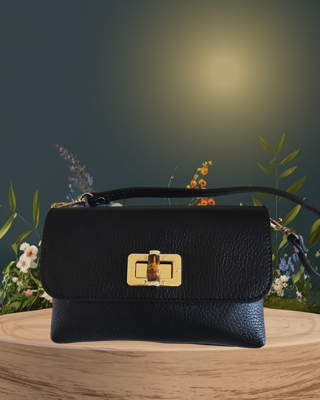 Leren handtas met Bambu sluiting