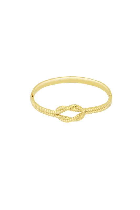 Stylish Twist Bangle for Everyday Elegance