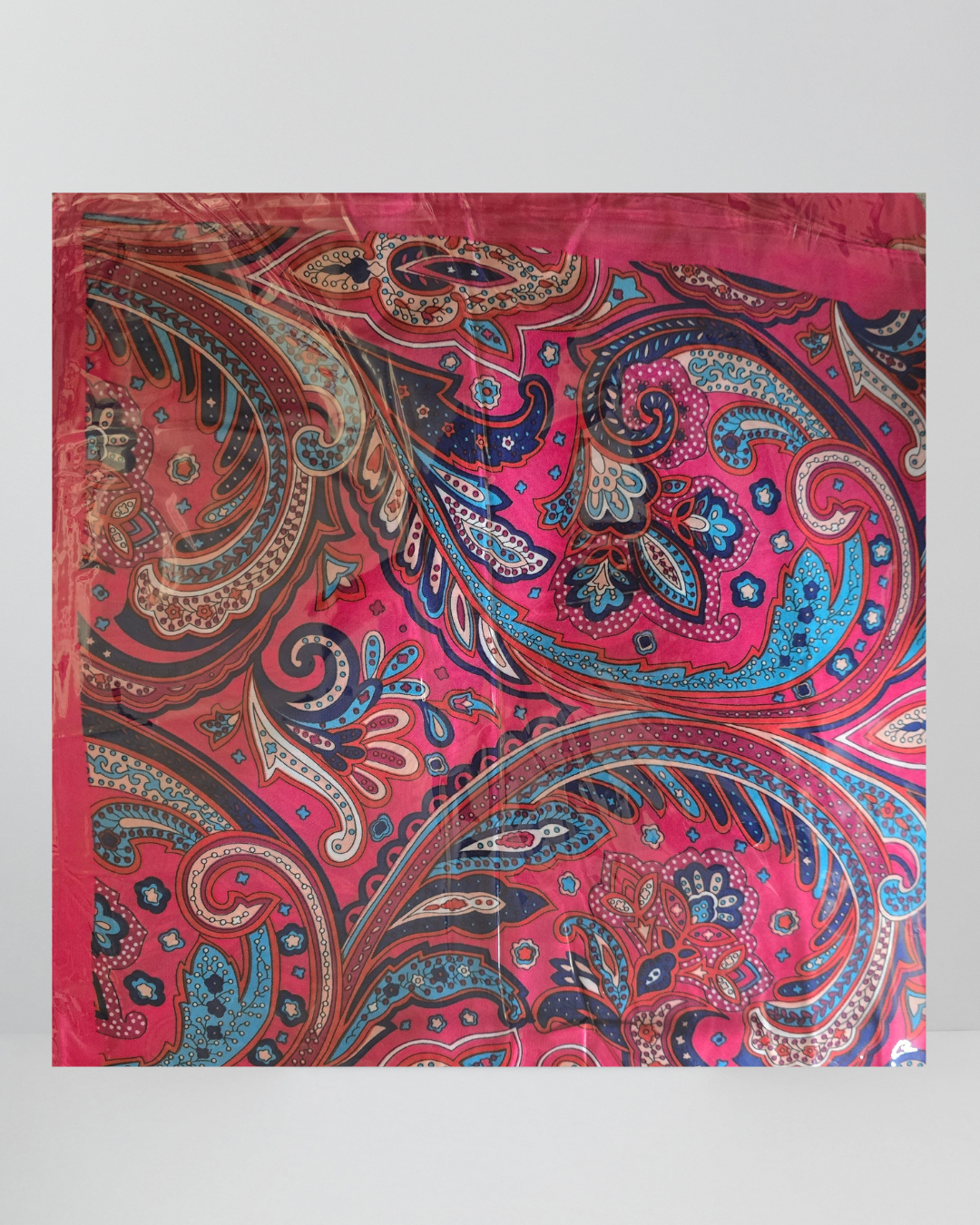 Sjaaltjes met patronen.