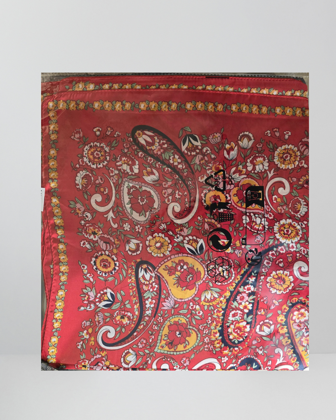 Sjaaltjes met patronen.