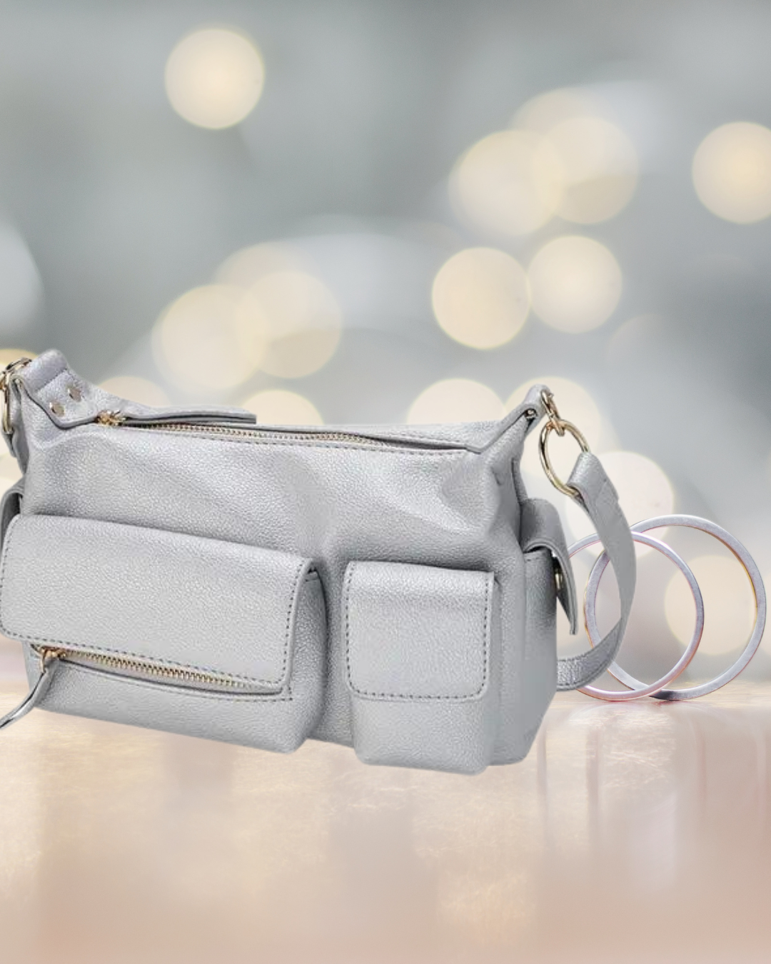 Tas met extra vakken.