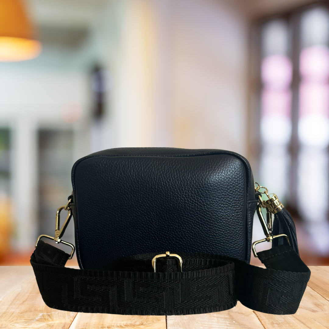 Handtas met gouden ritssluiting