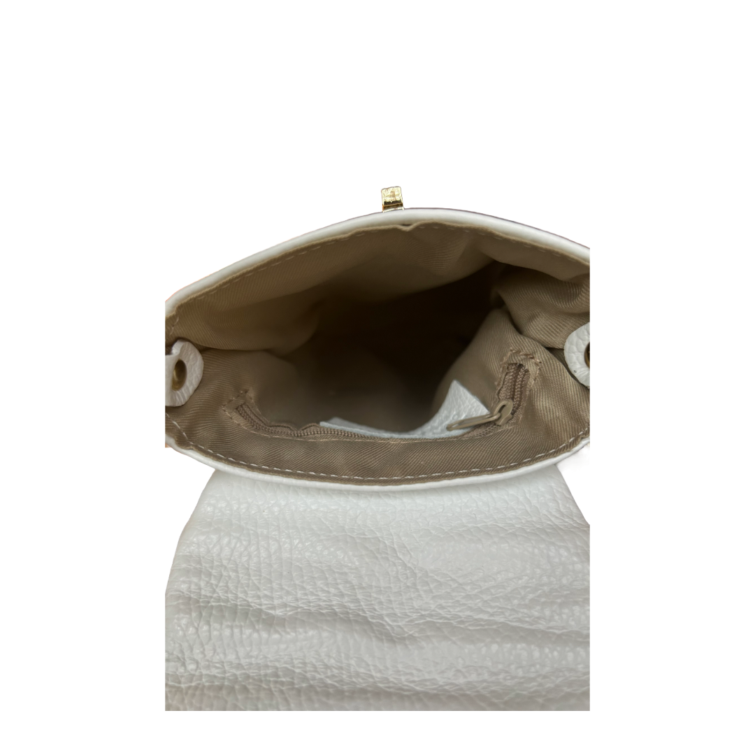 Telefoontasje met decoratieve sluiting