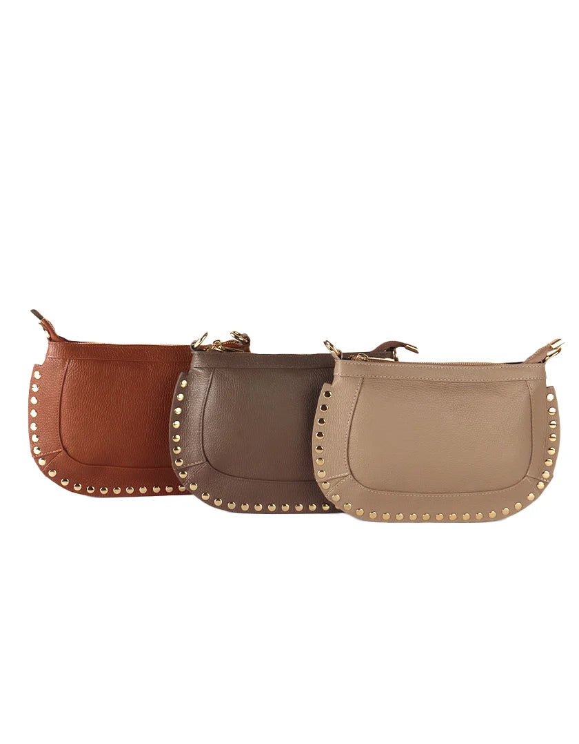 Halfronde schoudertas met goudkleurige studs