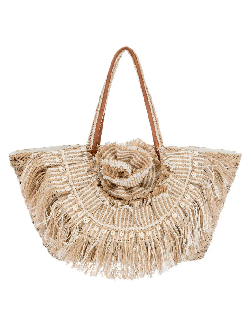 Beige strandtas perfect voor de zomer.